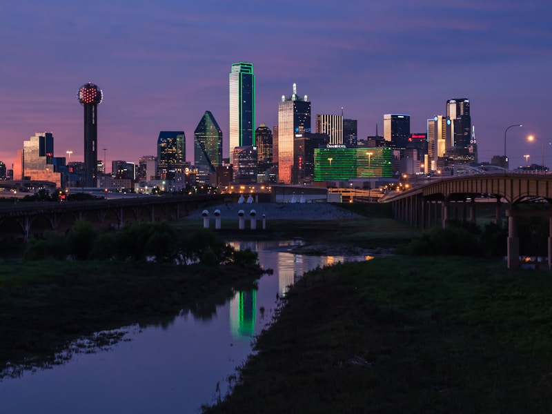 Dallas wedding videographer, Love and Lustre Weddings